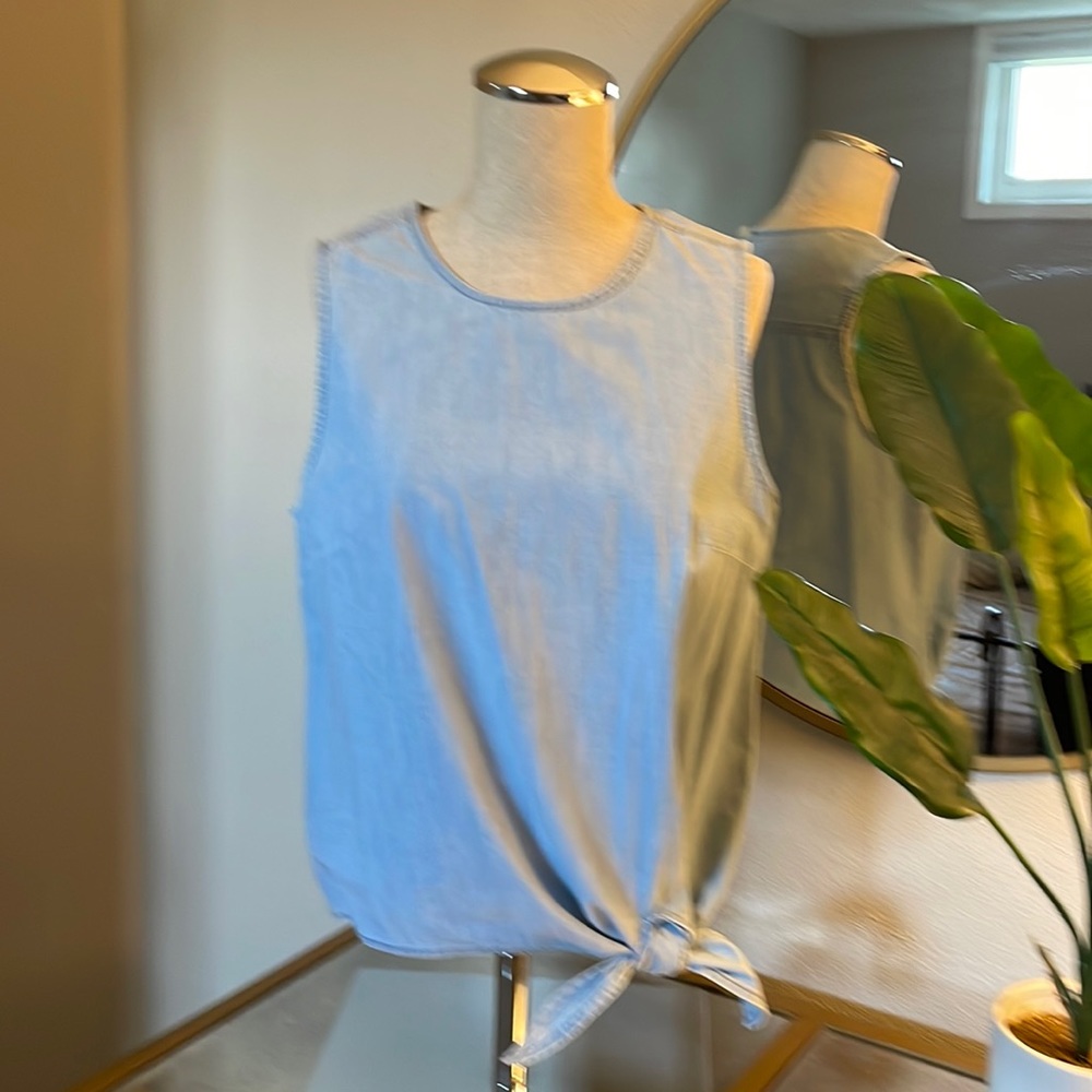 J.Crew Sleeveless Chambray Blouse with Tie at Waist SZ S